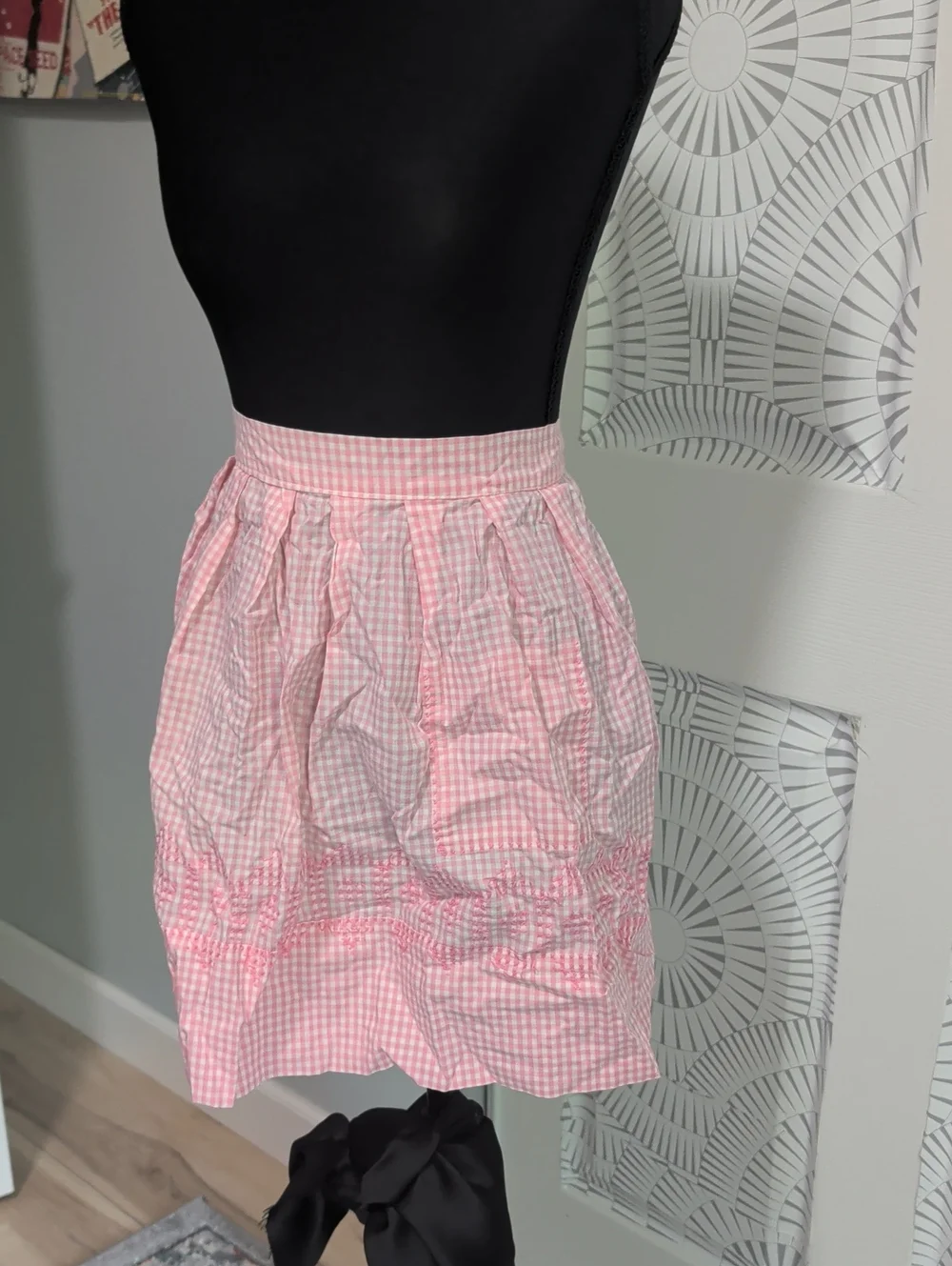 Vintage Pink Gingham Pleated Women’s Apron